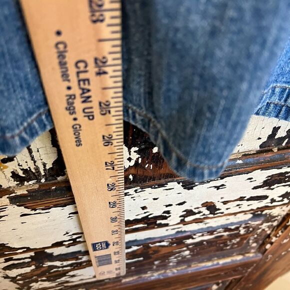 Vintage women’s Bushwacker denim shirt. Size Small. - Picture 5 of 8